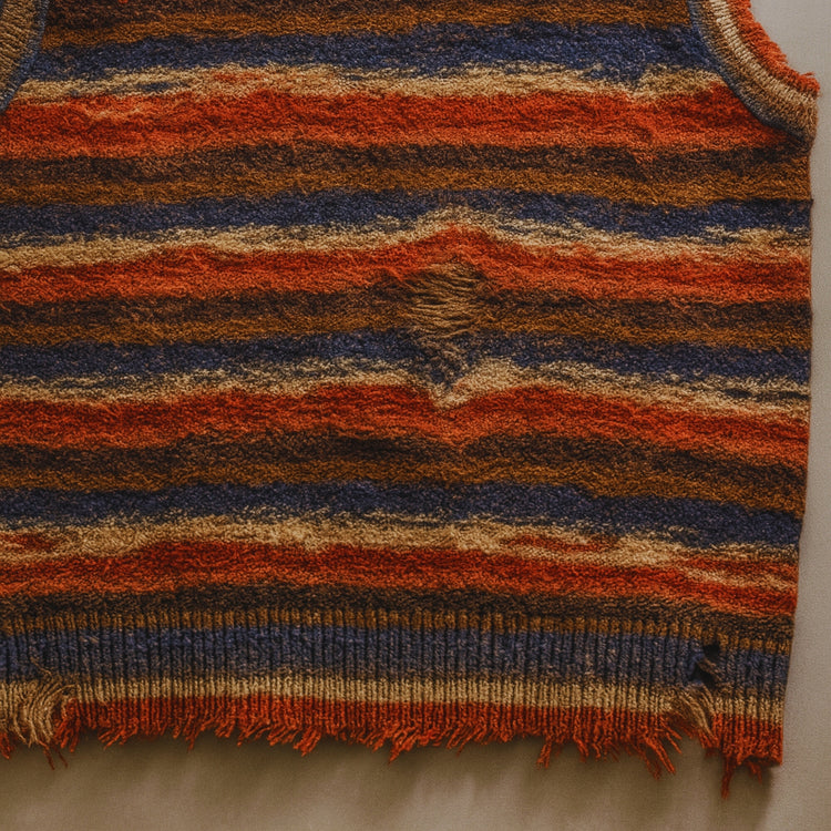URA-KI 2 distressed knit sweater vest